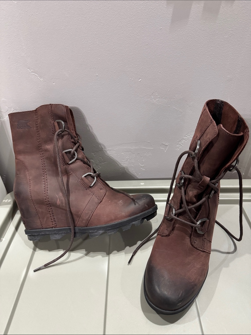 Sorel Women's Brown Lace-Up Wedge Ankle Boots